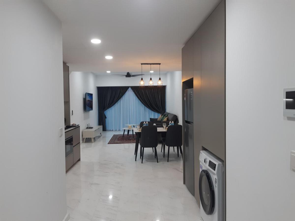 Astra @ Eaton Residences Kl Kuala Lumpur Exterior foto